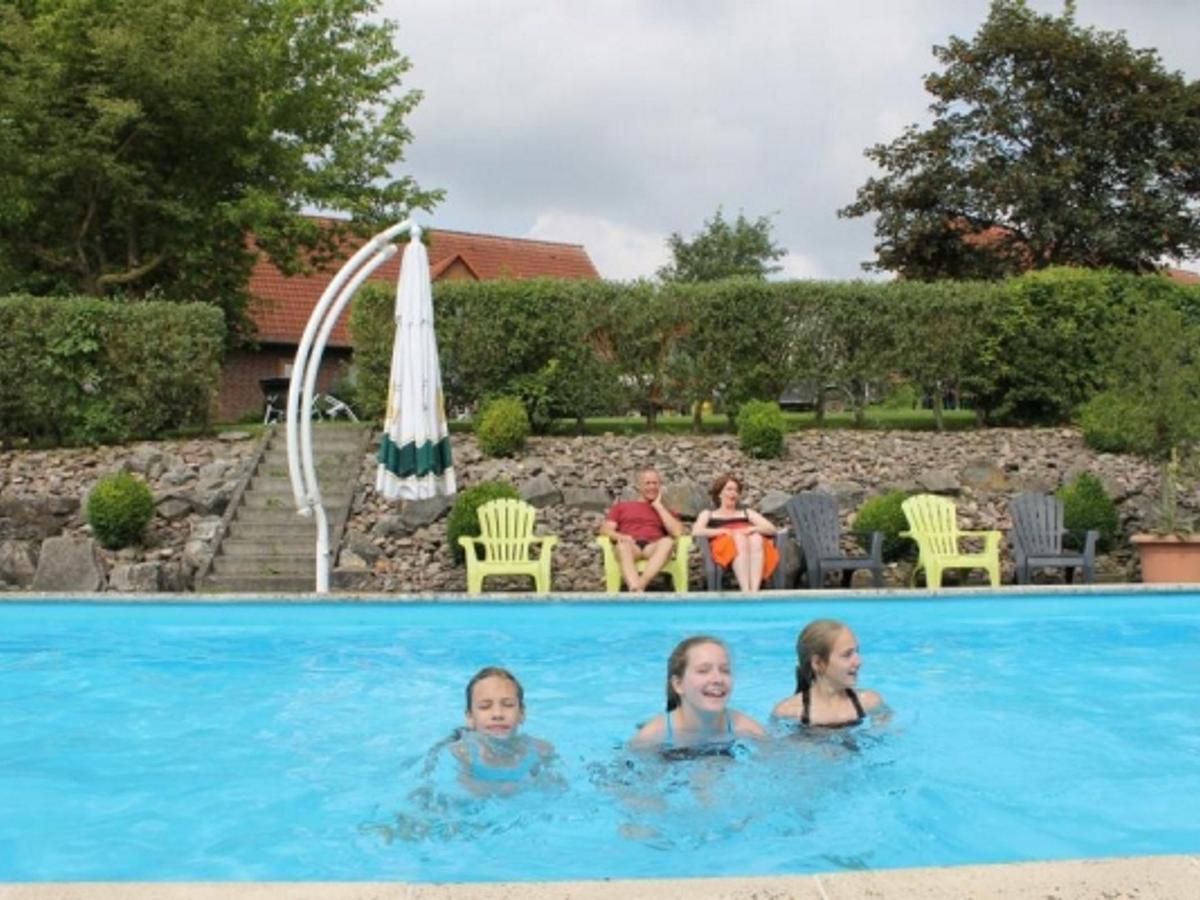 Spacious Apartment In The Green Bruchttal Bredenborn Kültér fotó