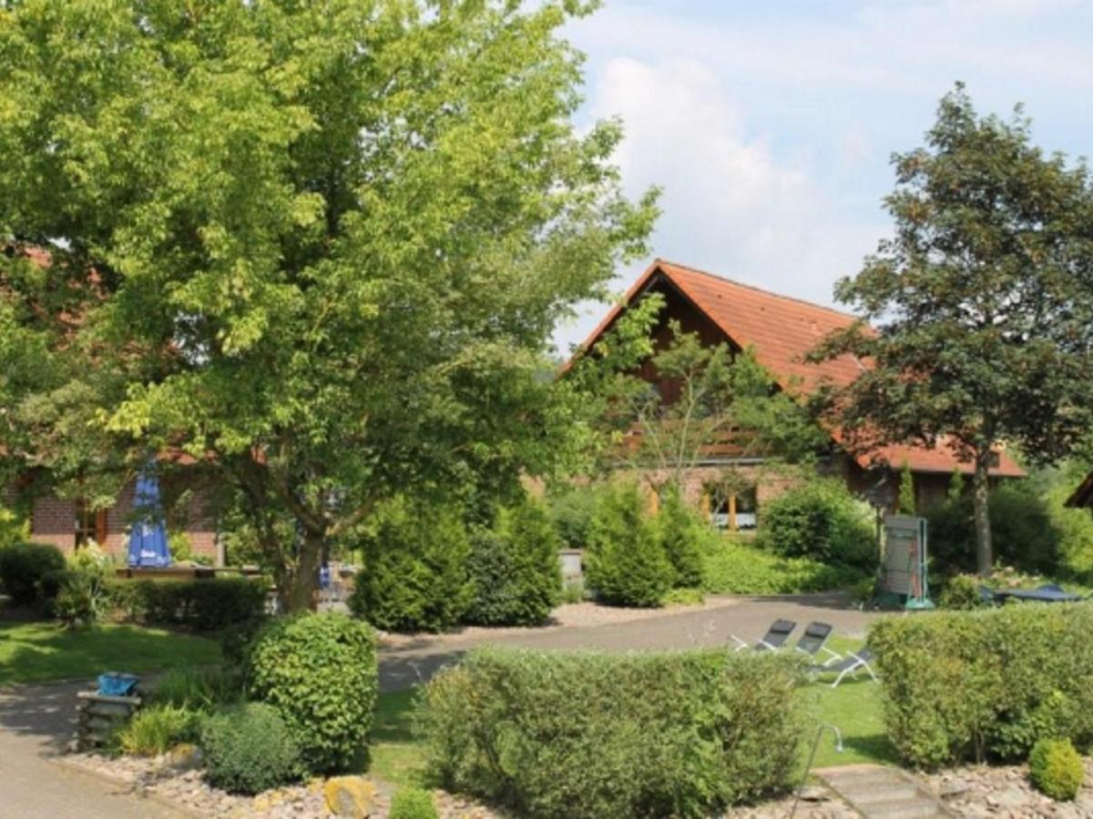 Spacious Apartment In The Green Bruchttal Bredenborn Kültér fotó